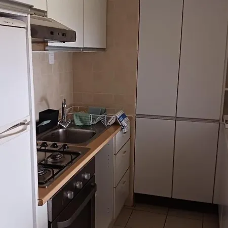 The Osborne Met Zeezicht Apartman *