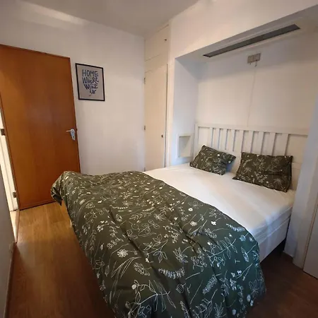 The Osborne Met Zeezicht Apartman *